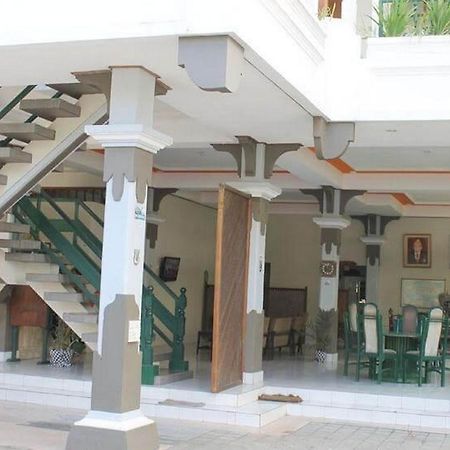 Pulau Bali Hotel Denpasar Redpartner Exterior foto